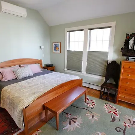 A Village Bed And Breakfast Newton Exterior photo